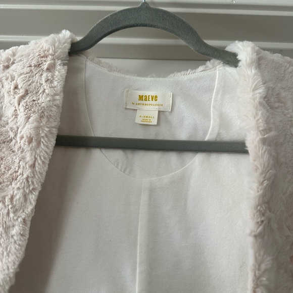 Maeve Cream Faux Fur Shrug - Picture 2 of 6